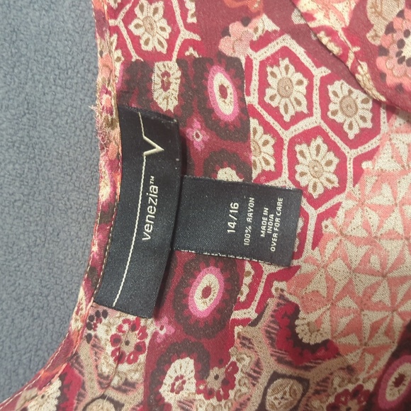 Bohemian multi colored thin blouse, adjustable waist - Picture 3 of 3